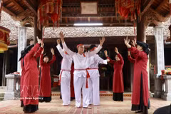 Hat Xoan (Xoan singing), a valuable intangible cultural heritage of Phu Tho province, is linked to the worship of the Hung Kings, a belief rooted in the Vietnamese practice of ancestor worship. (Photo: VNA)