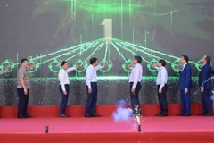 The first paper-based food packaging line in Vietnam applying Tetra Recart® technology is officially inaugurated in Son La province on July 2. (Photo: nhandan.vn)
