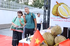 Vietnamese durian is promoted at an event in Beijing. (Photo: VNA)