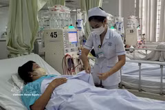 Residents and tourists suffering from kidney failure in Con Dao special zone, Ho Chi Minh City, can now receive dialysis treatment locally instead of travelling to the mainland. (Illustrative photo: VNA)