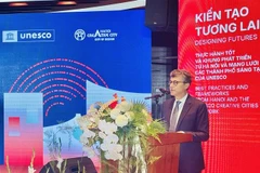 Jonathan Baker, UNESCO Representative to Vietnam, speaks at the conference. (Photo: VNA)