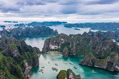 French daily Le Parisien describes Vietnam as one of Asia’s must-visit destinations, renowned for its stunning scenery, rich cultural legacy and globally acclaimed cuisine. (Photo: Le Parisien)
