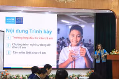 Experts affirms that investing in children is not only a social responsibility, but also a strategic investment in Vietnam’s long-term sustainable development (Photo: VietnamPlus)