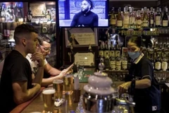 Tourists inside a beer shop in Thailand. (Photo: AFP)