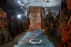 An installation by Le Huu Hieu at the 61st Venice Art Biennale in Italy (Photo courtesy of Venice Art Biennale)