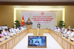 Prime Minister Pham Minh Chinh speaks at the national conference on the organisation of the high school graduation examination on June 18 (Photo: VNA)