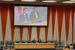 Ambassador Do Hung Viet, Permanent Representative of Vietnam to the UN and designated President of the 11th Review Conference (RevCon11) of the Treaty on the Non-Proliferation of Nuclear Weapons (NPT), chairs the first informal meeting with member states of the treaty in New York on October 7, 2025. (Photo: VNA)