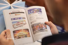 A handbook on combating fake news and misinformation on the Internet (Photo: VNA)