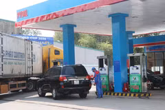 E10 gasoline was sold at three outlets by PVOIL Central branch in Quang Ngai in September 2025. (Photo: VNA)