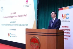  Vice President of the Ho Chi Minh National Academy of Politics Duong Trung Y speaks at the event. (Photo: VNA)