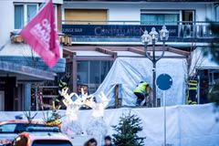 The scene of the fire at Le Constellation bar in the Crans-Montana ski resort in the canton of Valais (Photo published by VNA)