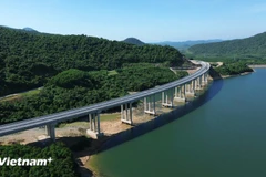 An overpass at a component project of the Eastern North-South Expressway. (Photo: VNA)
