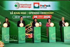 Delegates at the opening ceremony of the Vietfood & Beverage – ProPack Vietnam 2026 exhibition. (Photo: VNA)