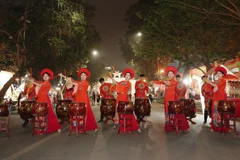 From now until the end of the year, Hanoi will launch a range of new tourism experiences focusing on three key themes - night tourism, creative spaces, and heritage immersion. (Photo: VNA)