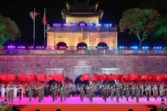 A performance of artists from the Military Music Song and Dance Theatre. (Photo: VNA)