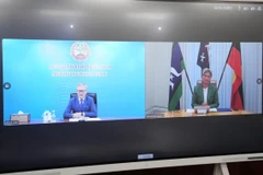 Lao Minister of Foreign Affairs Thongsavanh Phomvihane holds an online meeting with Australian Foreign Minister Penny Wong on February 10 (Source: rapchilaoviet.org)