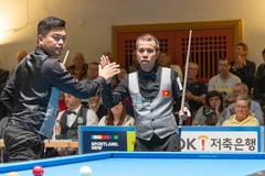 Tran Quyet Chien (right) and Nguyen Tran Thanh Tu at the 2026 World Team Championships. (Photo: UMB)