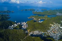 The Cat Ba Archipelago comprises 367 islands of various sizes, of which Cat Ba Island is the largest, covering around 100 sq.km, and is part of the Cat Hai Special Zone. (Photo: VNA)