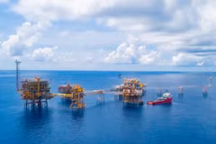 Oil and gas drilling rigs of Vietsovpetro at the Bach Ho field (Illustrative photo: VNA)