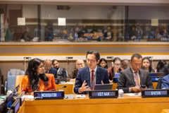 Ambassador Do Hung Viet, Vietnam’s Permanent Representative to the United Nations delivers speech at the dialogue. (Photo: VNA)
