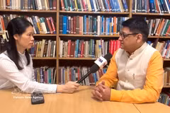 Professor Harsh V. Pant, Vice President of the Observer Research Foundation (ORF) speaks to the Vietnam News Agency’s correspondents in New Delhi. (Photo: VNA)