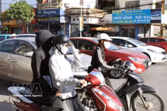 The National Centre for Hydro-Meteorological Forecasting reports that since May 23, many northern localities have recorded temperatures of 37–39°C, with some areas exceeding 39°C. (Illustrative photo: VNA)