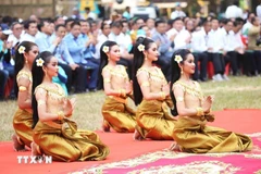 A performance at the opening of Angkor Sangkranta 2025 (Photo: VNA)