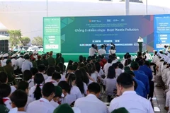 The Ministry of Agriculture and Environment, in collaboration with the People’s Committee of the northern province of Quang Ninh, hold a meeting to mark the World Environment Day on June 1 (Photo: VNA)