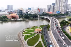 Nha Rong Wharf lies along the Saigon River, connected to District 1 via Khanh Hoi Bridge. (Photo: VNA)