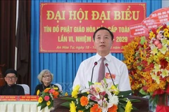 Chairman of the Government Committee for Religious Affairs Vu Hoai Bac speaks at the sixth national congress of the Hoa Hao Buddhism. (Photo: VNA)