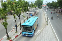 A bus arrives at Hoang Quoc Viet station (Photo: VNA)