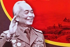 General Vo Nguyen Giap in the heart of int'l friends