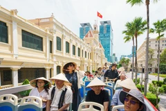 A tour of Ho Chi Minh City on a double-decker bus (Photo: VNA)