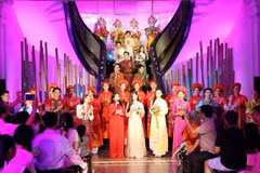 Traditional art performances take place every weekend evening at the Ho Chi Minh City Museum. (Photo courtesy of the Ho Chi Minh City Museum)