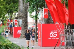 5G base stations are installed around Hoan Kiem Lake in Hanoi on the occasion of National Day (September 2) in 2025. (Photo: VNA)