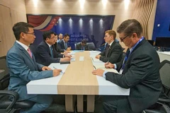 Vietnamese Minister of Industry and Trade Nguyen Hong Dien on October 26 has a working session with US Under Secretary of State for Economic Growth, Energy and the Environment Jacob Helberg on October 26. (Photo: moit.gov.vn)