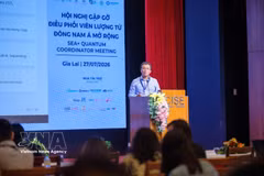 A speaker addresses the SEA+ Quantum Coordinator Meeting held in Gia Lai province on July 27. (Photo: VNA)