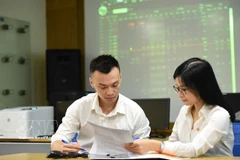 Investor at a securities company in Hanoi. SSI Research noted that Vietnam is entering 2026 with its most favourable conditions yet for MSCI reclassification, with a high likelihood of being placed on the watchlist in June 2026. (Photo: VNA)