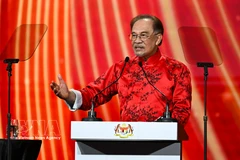 Malaysian Prime Minister Anwar Ibrahim speaks at an event in Kuala Lumpur. (Photo: XINHUA/VNA)