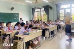 A Vietnamese language class at the Laos-Vietnam friendship school (Photo: VNA)