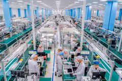Vietnam remains a magnet for FDI (Photo: VNA)