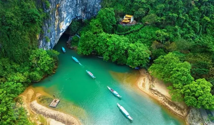 Phong Nha-Ke Bang National Park offers magnificent landscape, biodiversity, and karst-specific geomorphology. (Photo: VNA)