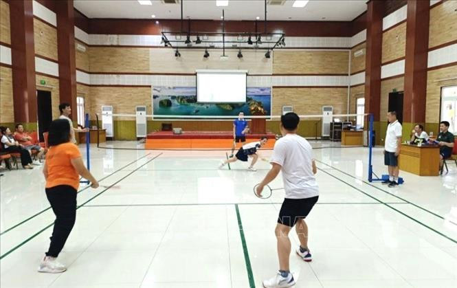 A sports exchange in Cambodia marks 80th anniversary of the Vietnam People’s Army. (Photo: VNA)