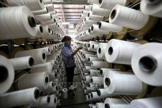 Fiber production line of the RoK-funded KSA Polymer JSC Hanoi at Thuy Van industrial park in Phu Tho province. (Photo: VNA)