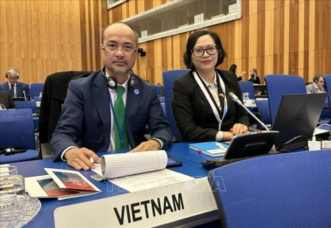 Vietnamese Ambassador to Austria and Slovenia Nguyen Trung Kien (left) (File Photo: VNA broadcasts)