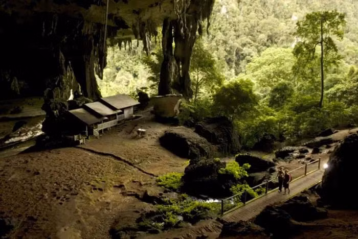 The Niah Caves complex in Sarawak has officially been listed as a Unesco World Heritage Site. (Photo: https://www.thestar.com.my/)