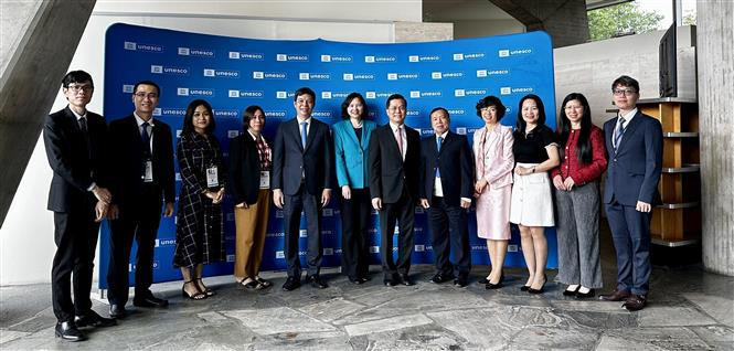 A Vietnamese delegation to the event (Photo: VNA)