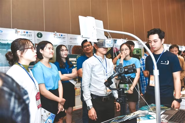 Vietnam is currently the third pillar in the Southeast Asian startup golden triangle, along with Singapore and Indonesia. (Photo moit.gov.vn)