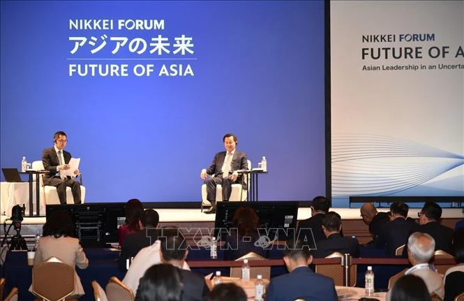Vietnamese Deputy Prime Minister Le Minh Khai at the forum. (Photo: VNA)