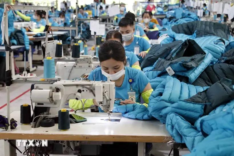 Garment and textile firms face formidable challenges in 2023. (Photo: VNA)